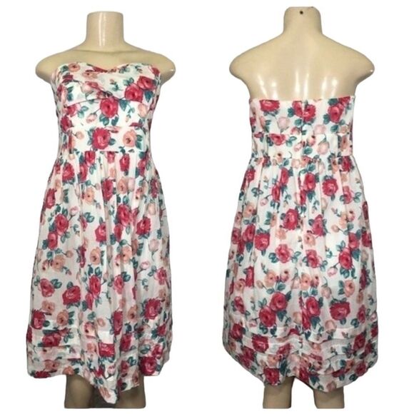 TORRID BOHO COTTAGECORE FLORAL STRAPLESS FIT & FLARE MINI DRESS 12 - Picture 1 of 9